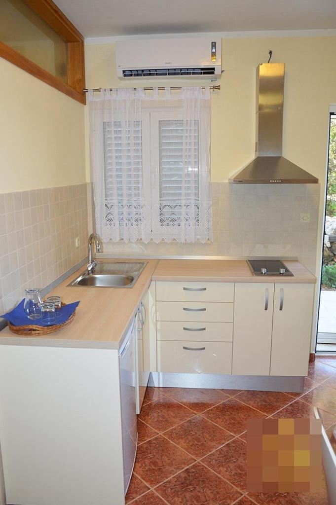 Studio Apartment In Preko With Sea View, Terrace, Air Conditioning, Wi-Fi Eksteriør bilde